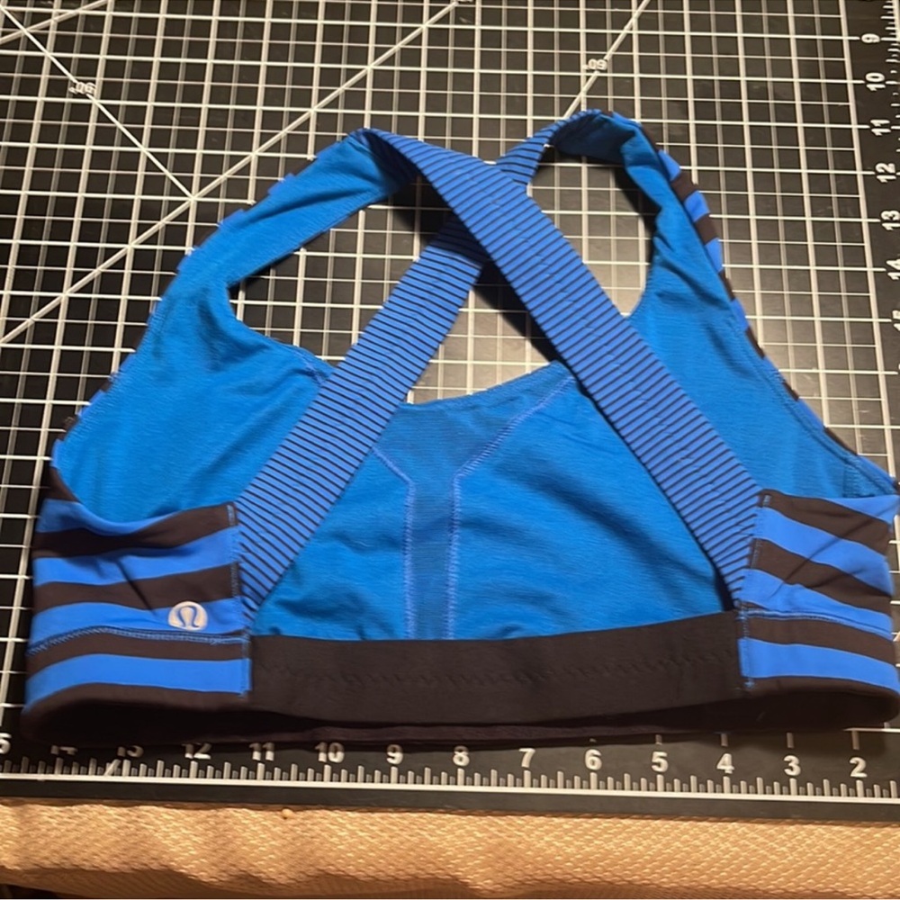 Lululemon Athletica Blue and Black Sports Bra - Picture 2 of 4